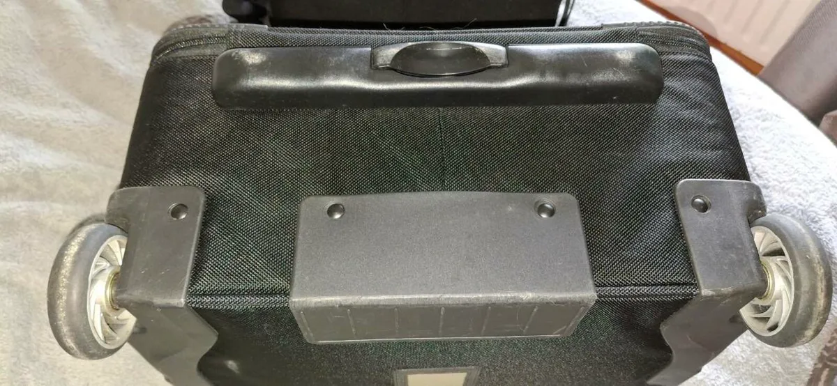Lowepro camera bag - Image 3