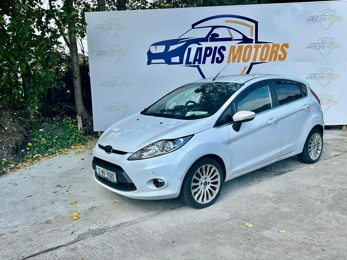 Ford Fiesta 2012 - Image 2