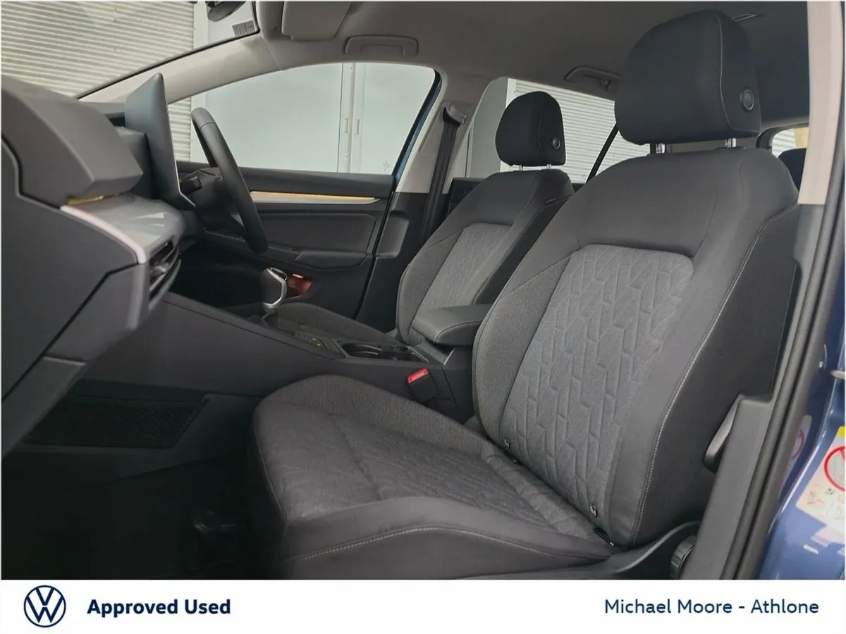 Volkswagen Golf Golf Edition 75 1.5 TSI 116HP - Image 4
