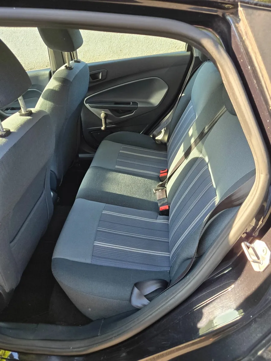 Ford Fiesta 2009 - Image 4