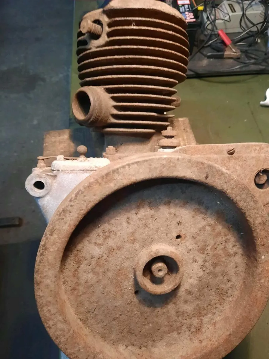 Velocette GTP engine - Image 3