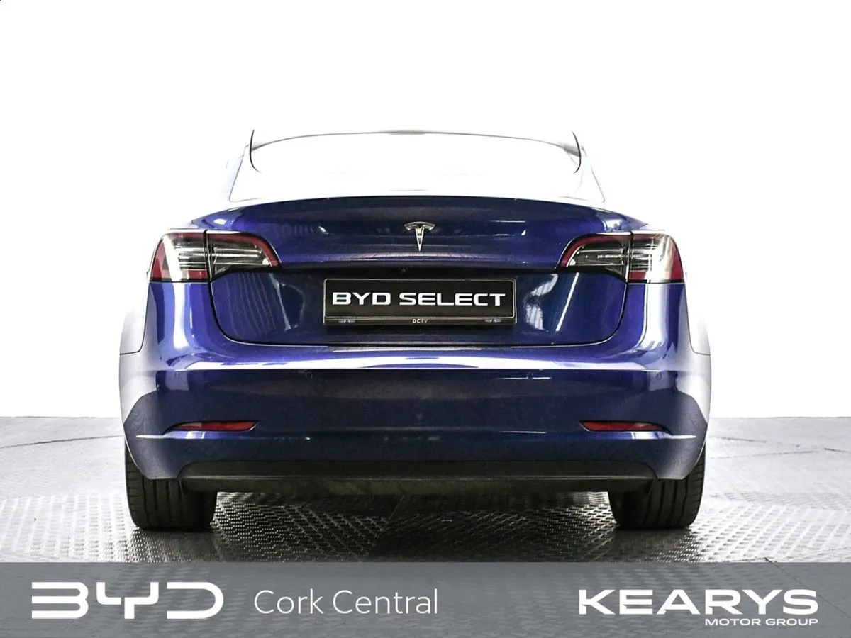Tesla Model 3 RWD Standard Range - Image 3