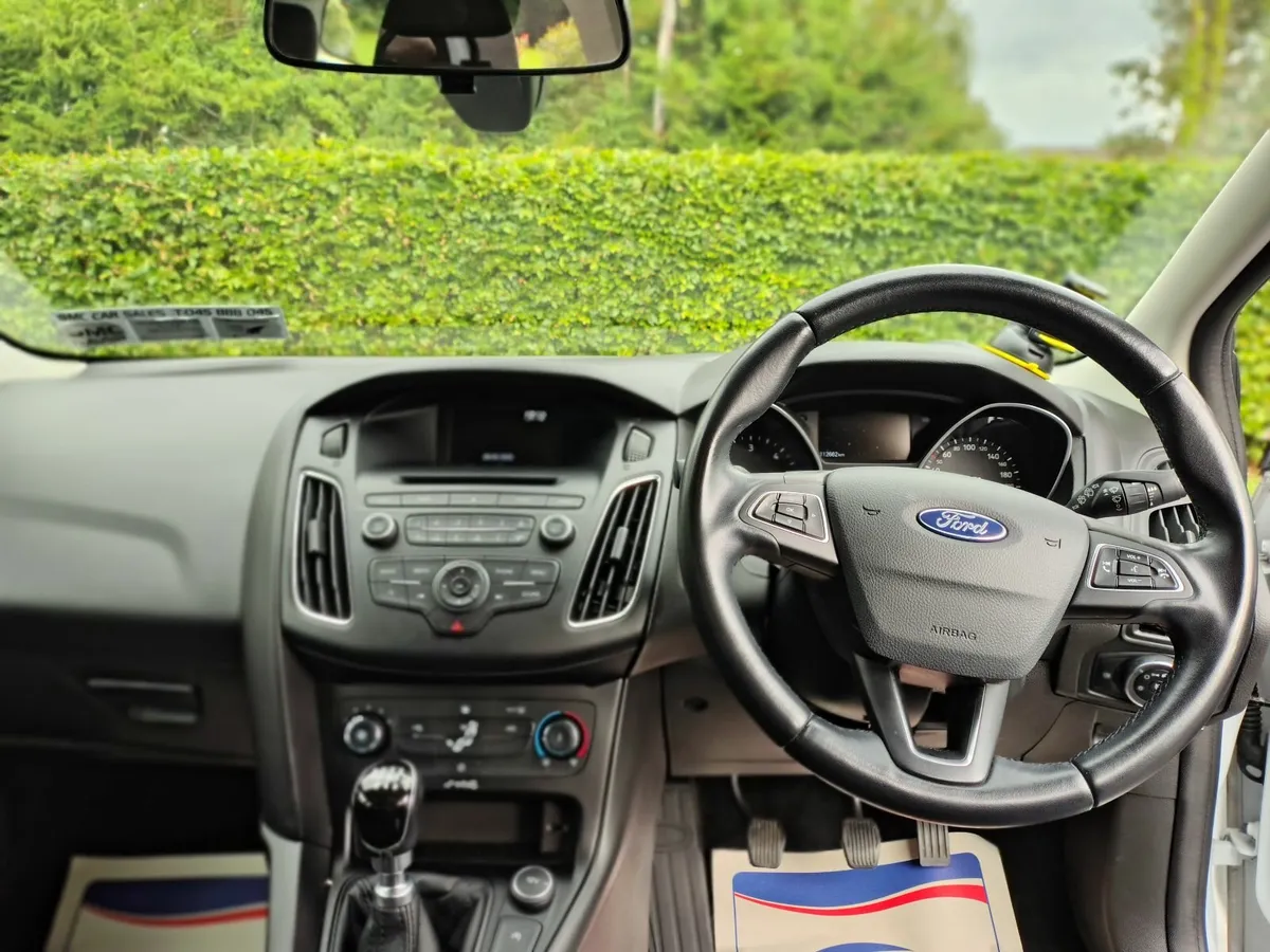 Ford Focus 2018 - Image 3