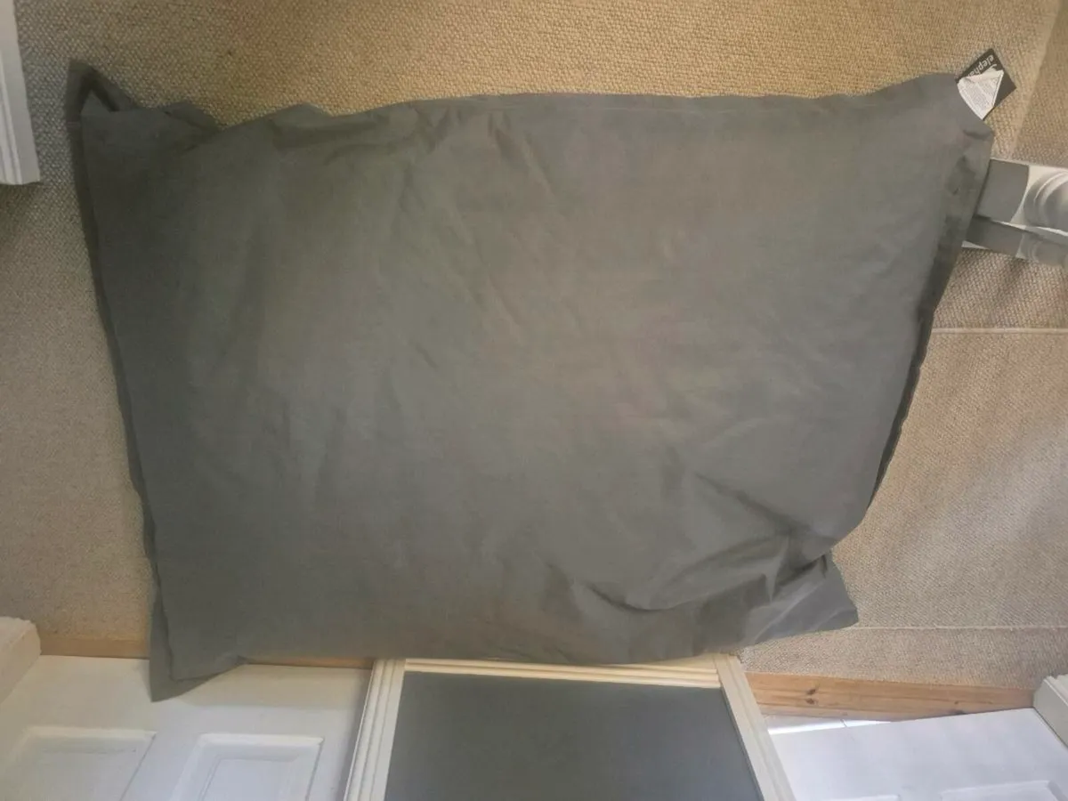 Bean Bag - Image 2