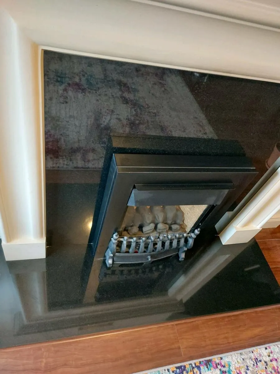 Gas fire & fireplace - Image 4