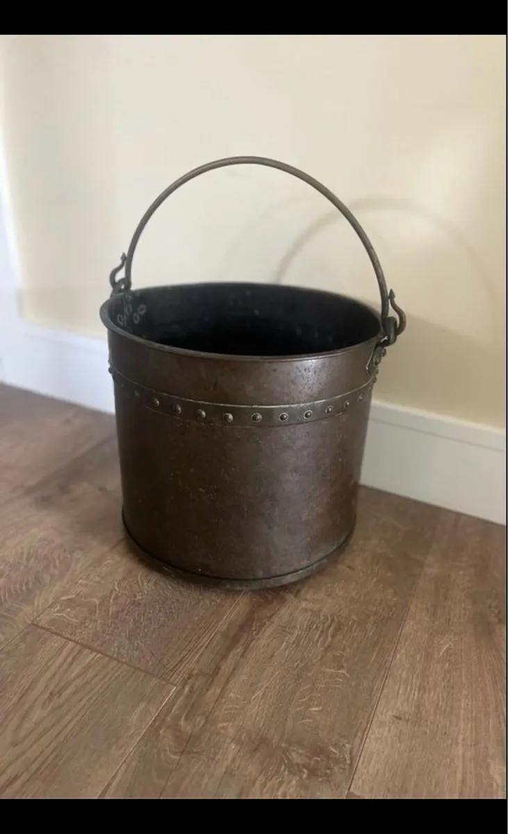 Antique French Copper Log Bucket - Image 1
