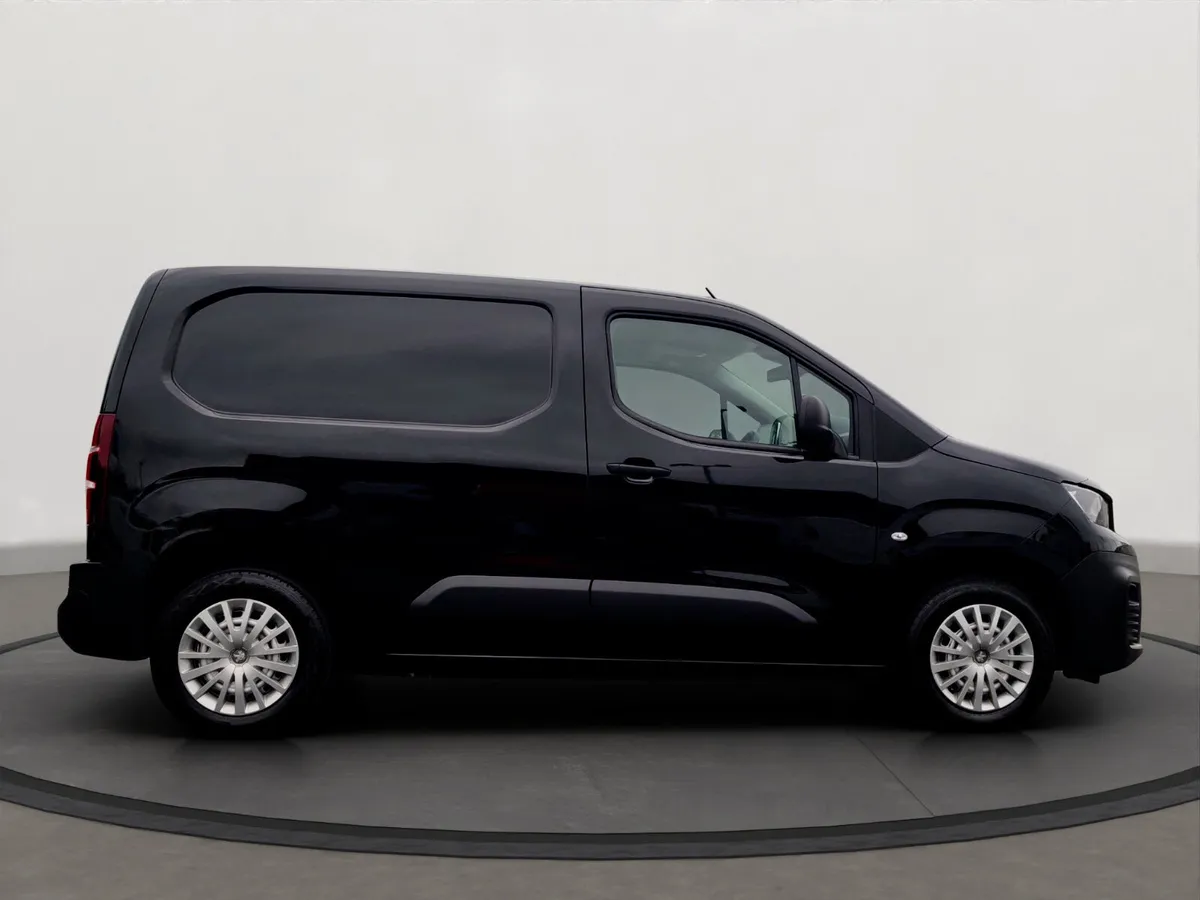 Peugeot Partner Professional - Image 3