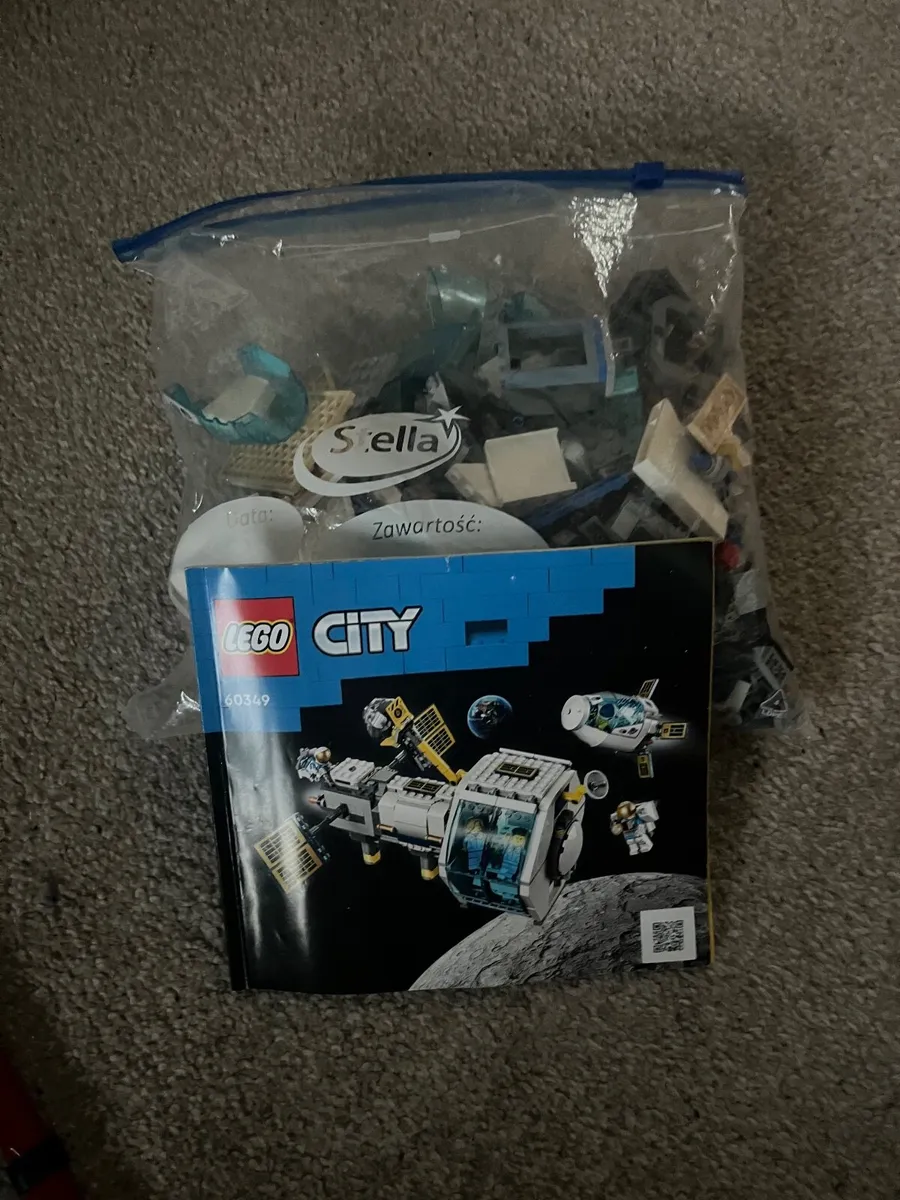 Lego set 60349