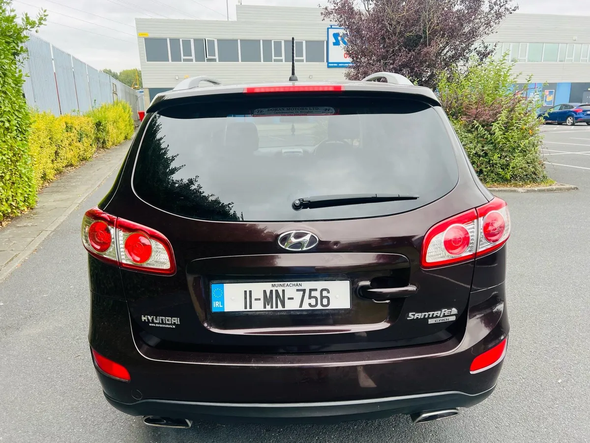 2011 Hyundai Santa Fe 2.0 Crdi 7 seater - Image 4