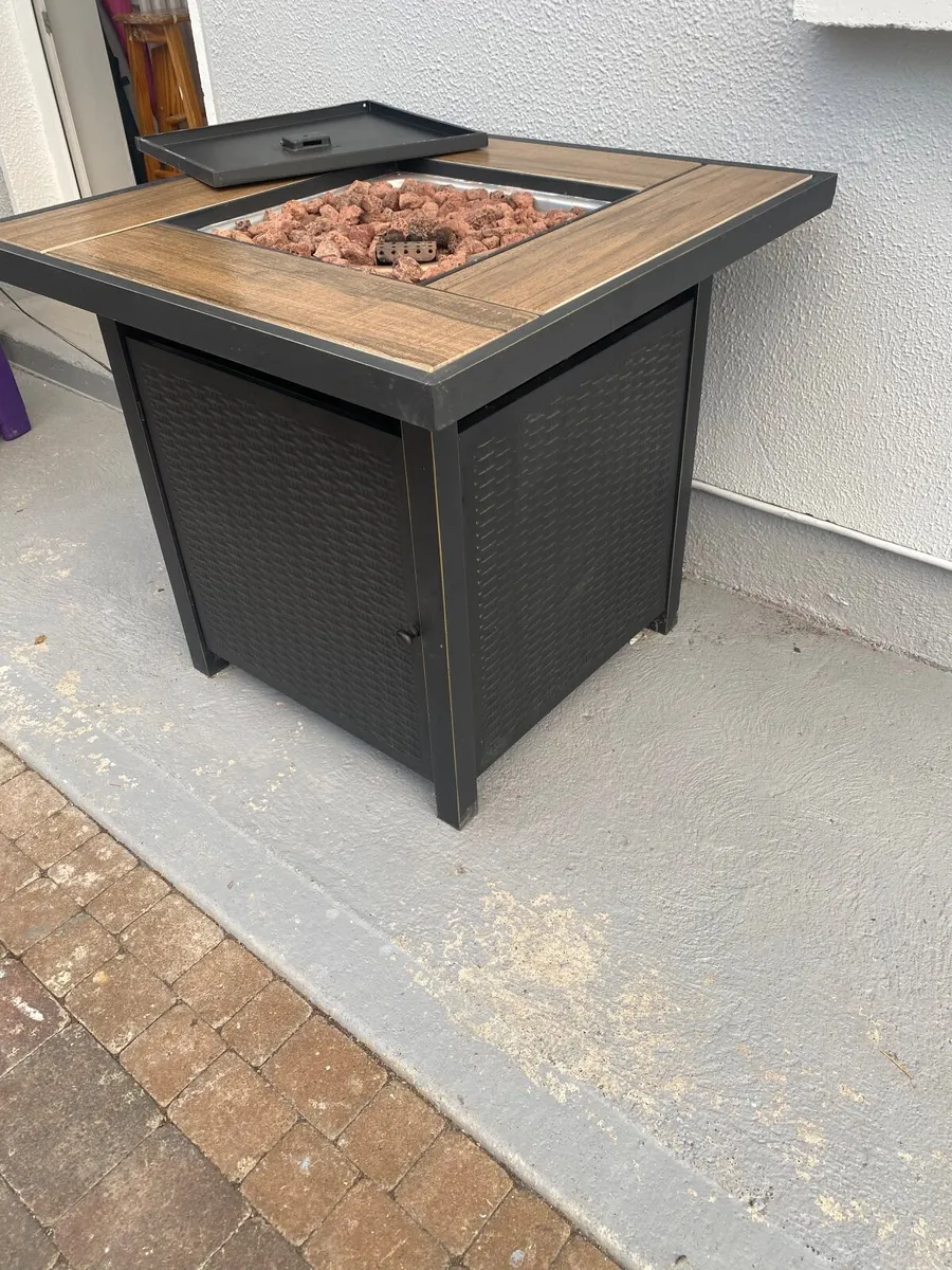An outdoor gas heater - Image 1