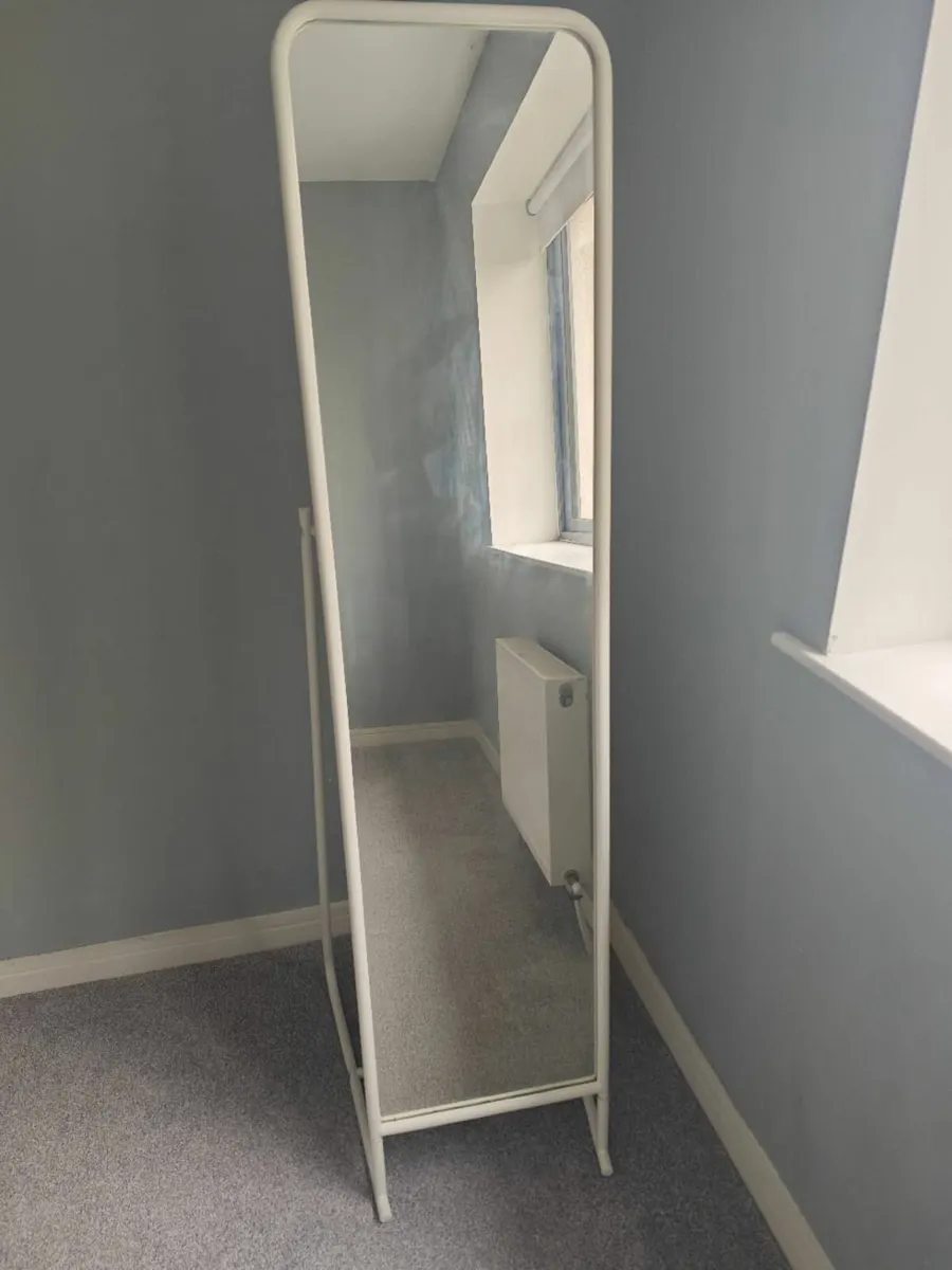 standing mirror collection from Dublin 18 - Image 1