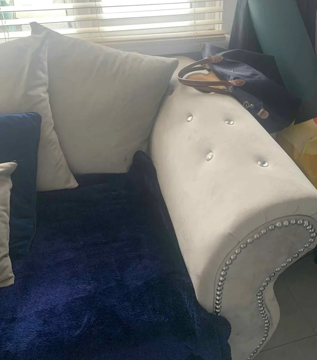 Sofa - Image 3
