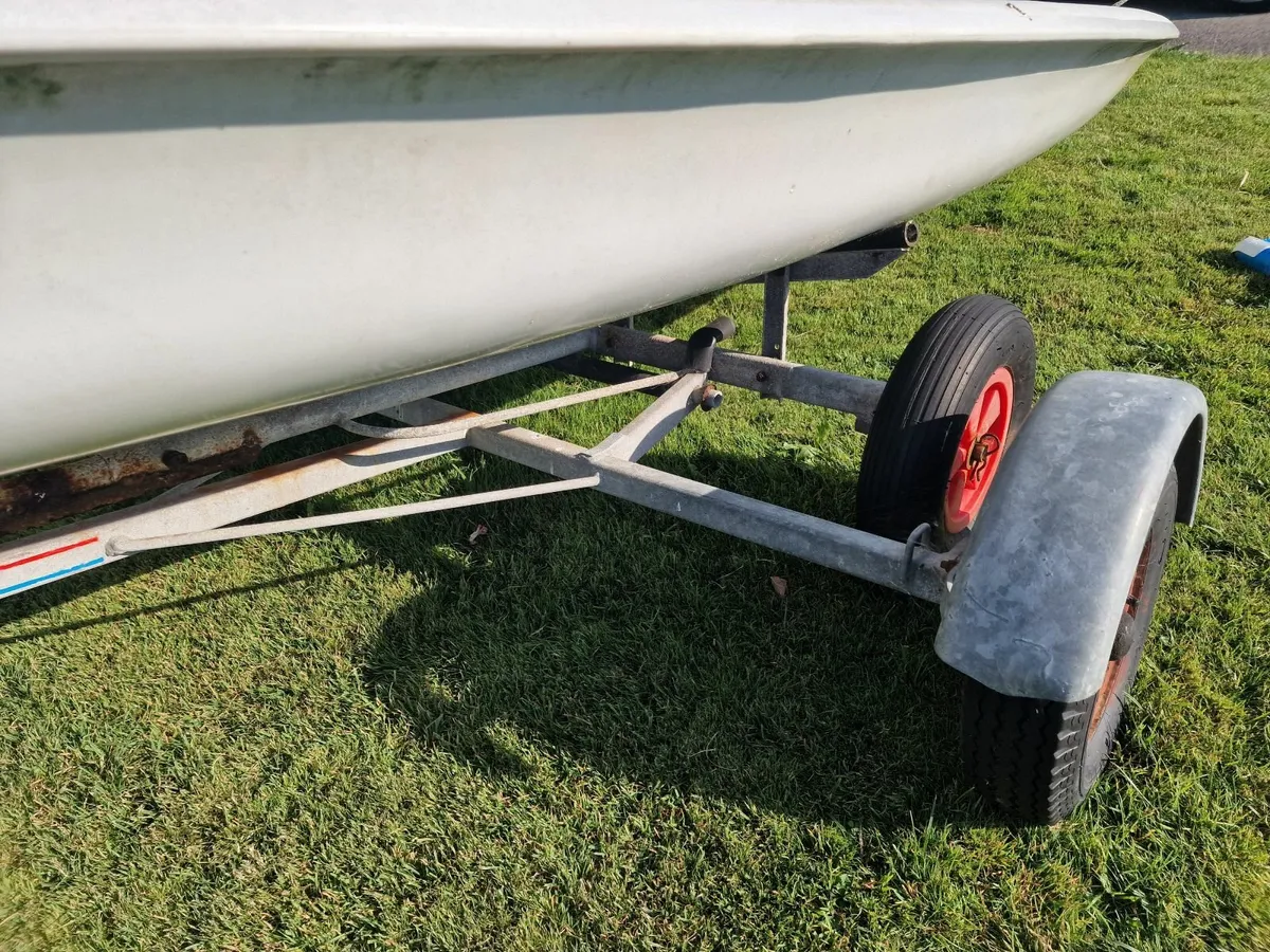 Pico laser sailing dingy - Image 1
