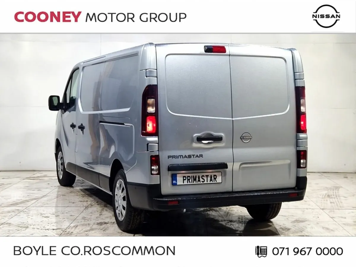 Nissan Primastar L2H1 130 SV Premium .Drive away t - Image 4