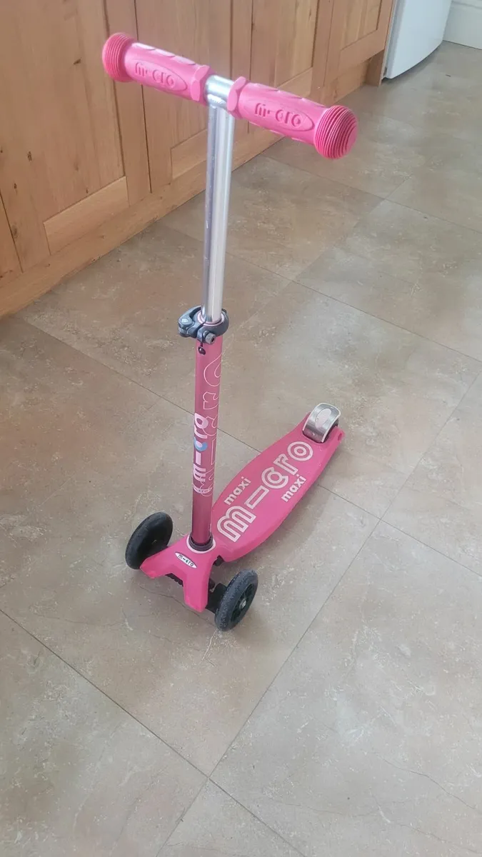 Kid/ Child's Scooter - Image 3