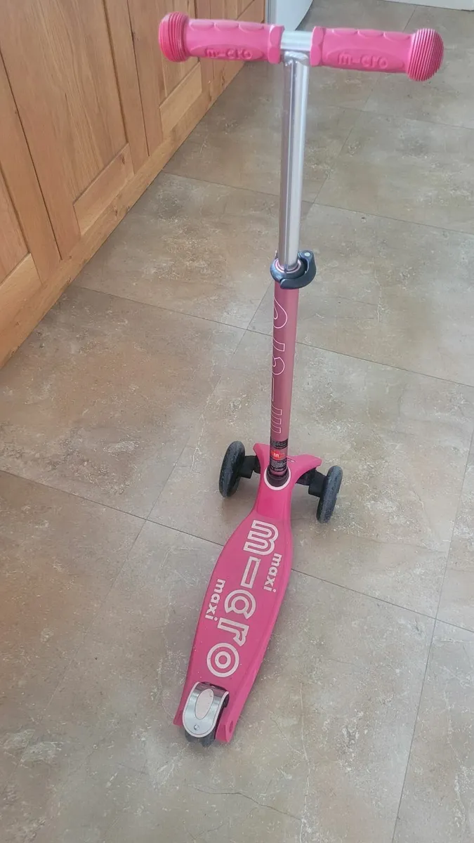Kid/ Child's Scooter - Image 4