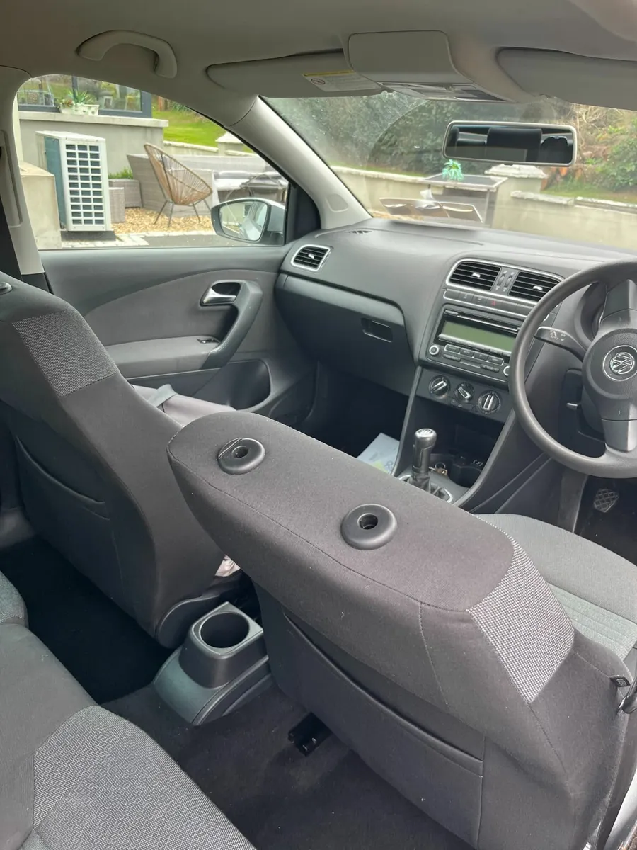 Volkswagen Polo 2011 - Image 4
