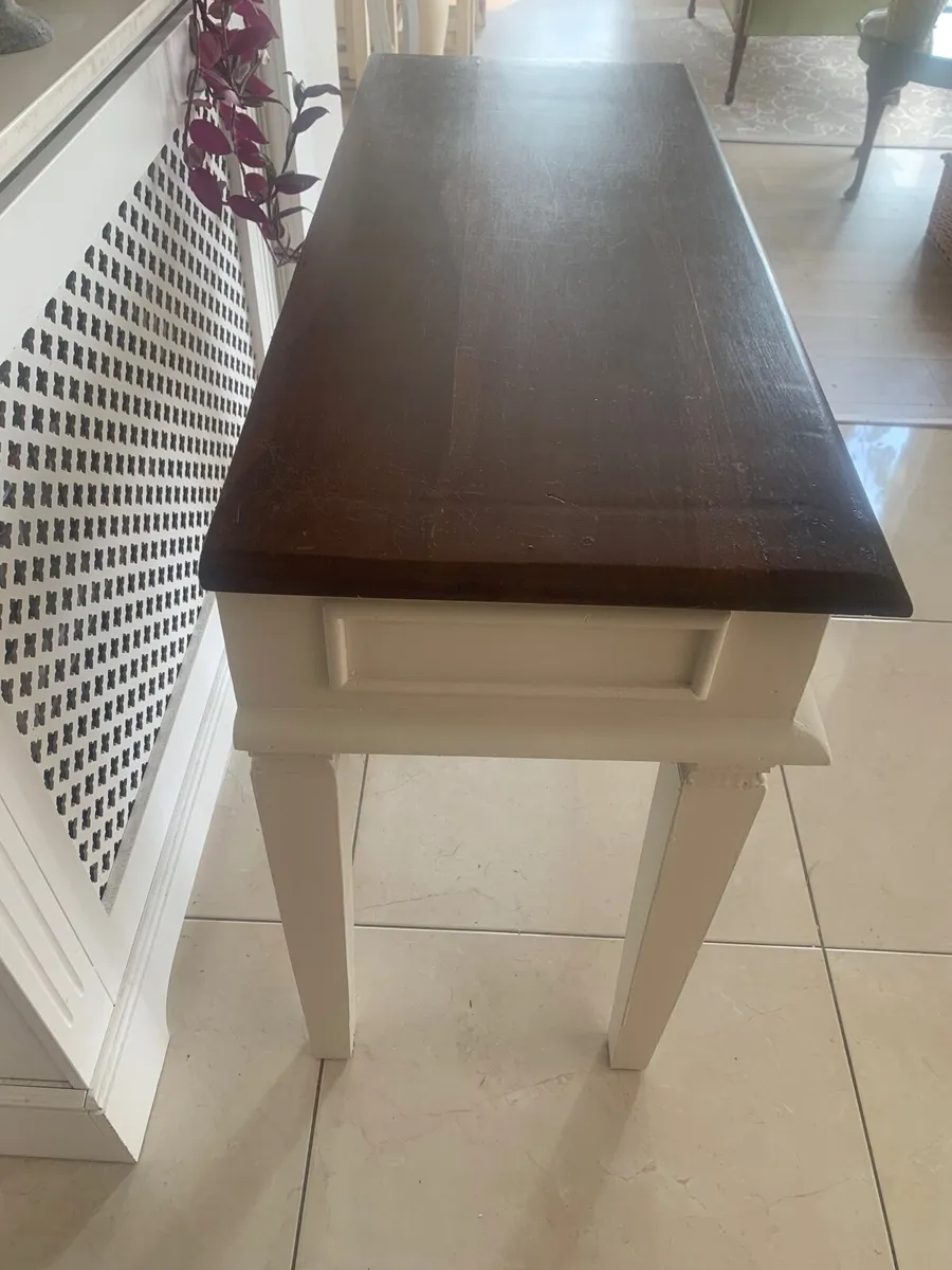 Console Table - Image 3