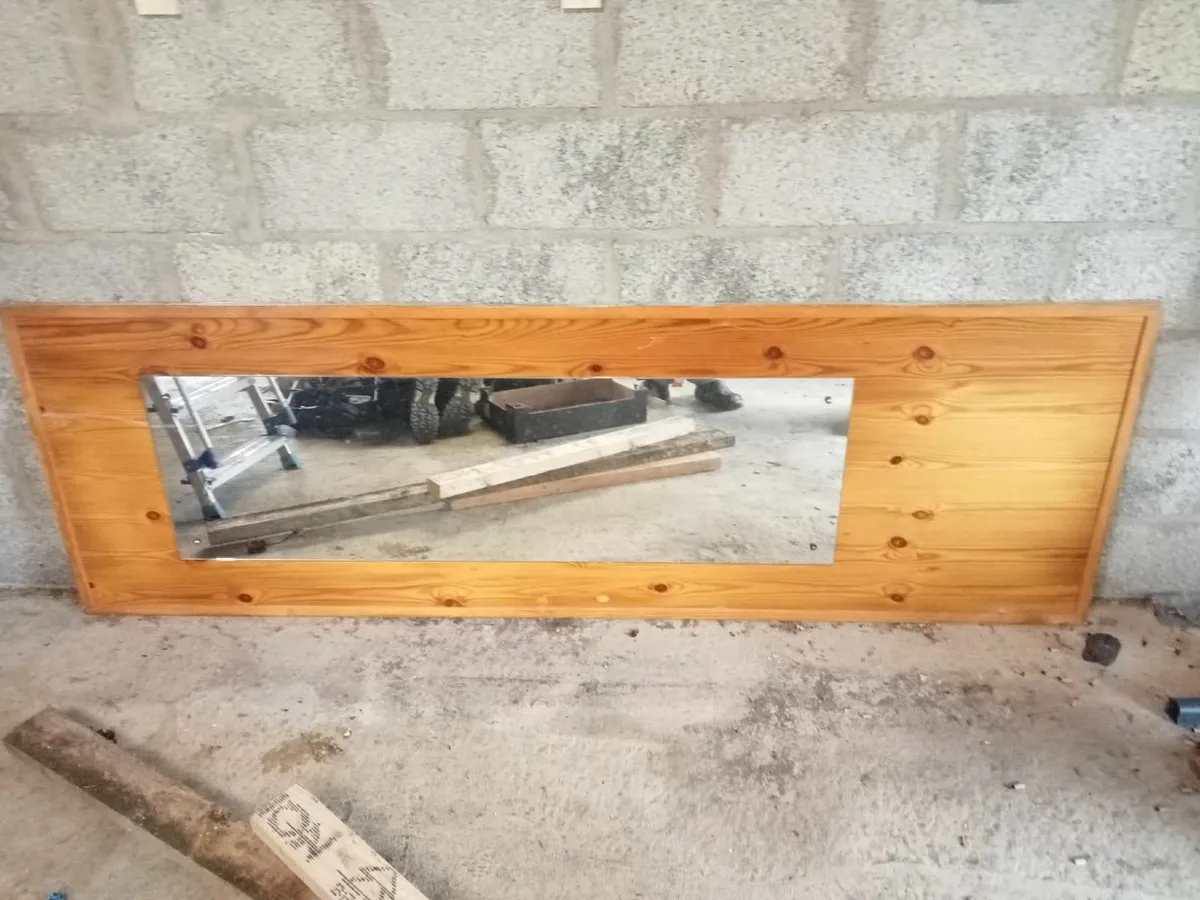 House mirror - Image 1