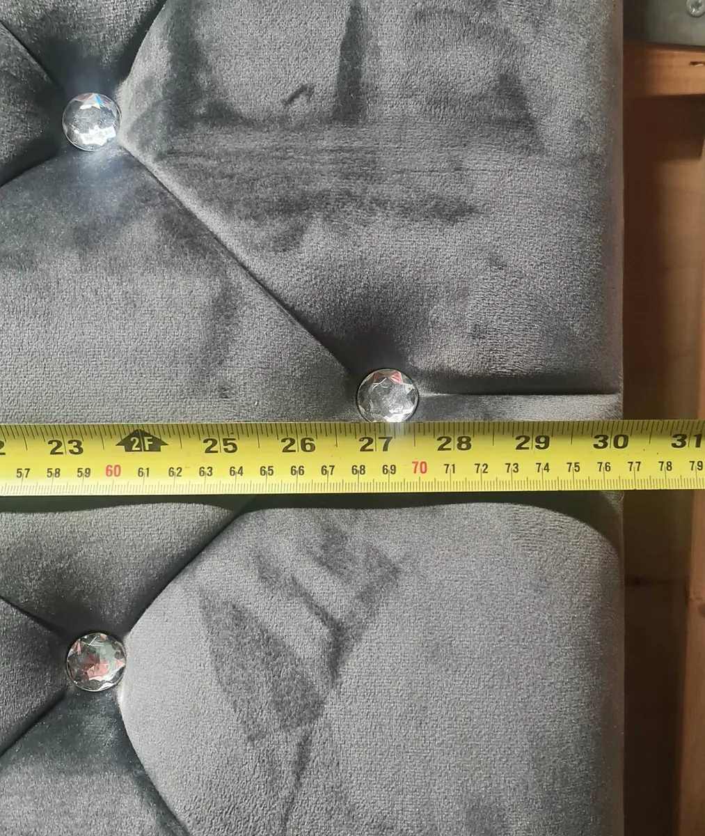 Luxury Padded Headboard – Never Used - Image 3