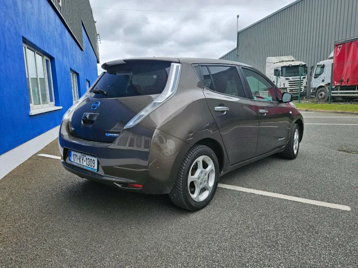Nissan Leaf *30kw* Low Milleage Full Service Histo - Image 4