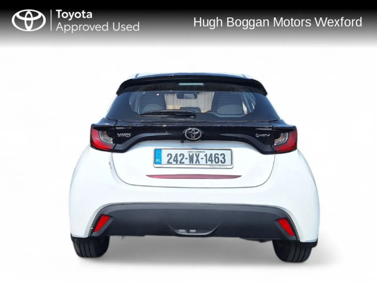 Toyota Yaris Hybrid Luna - Image 4