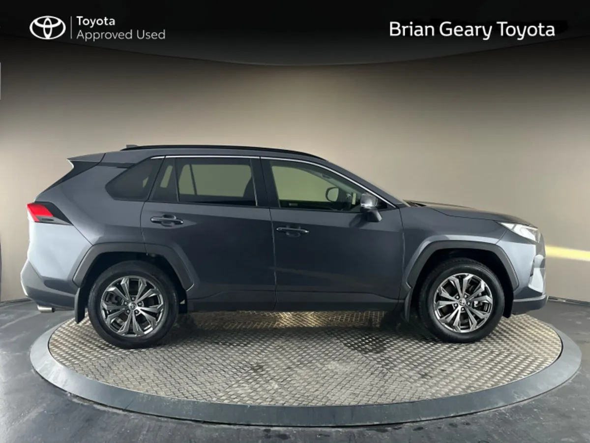 Toyota RAV4 HYBRID SOL - Image 3