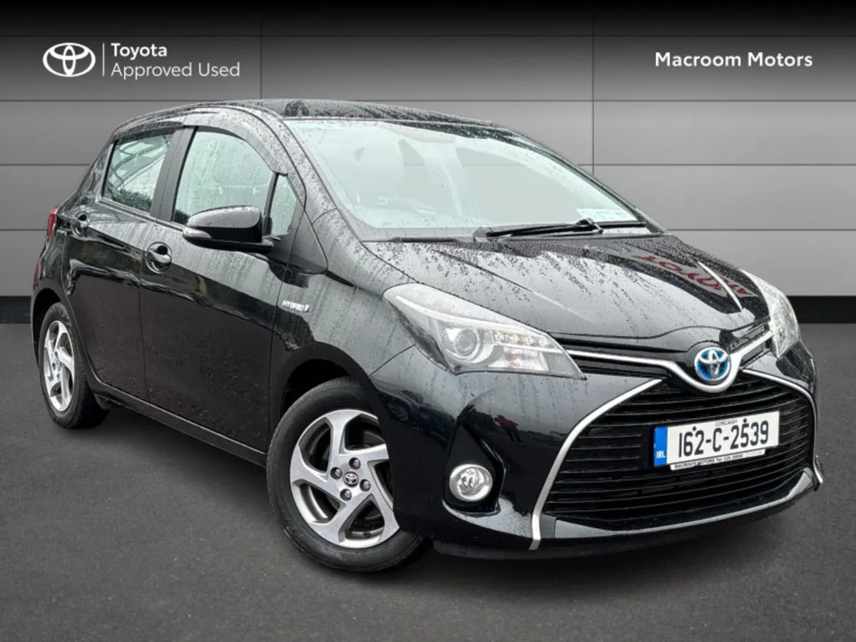 Toyota Yaris YARIS HYBRID LUXURY MC - Image 1