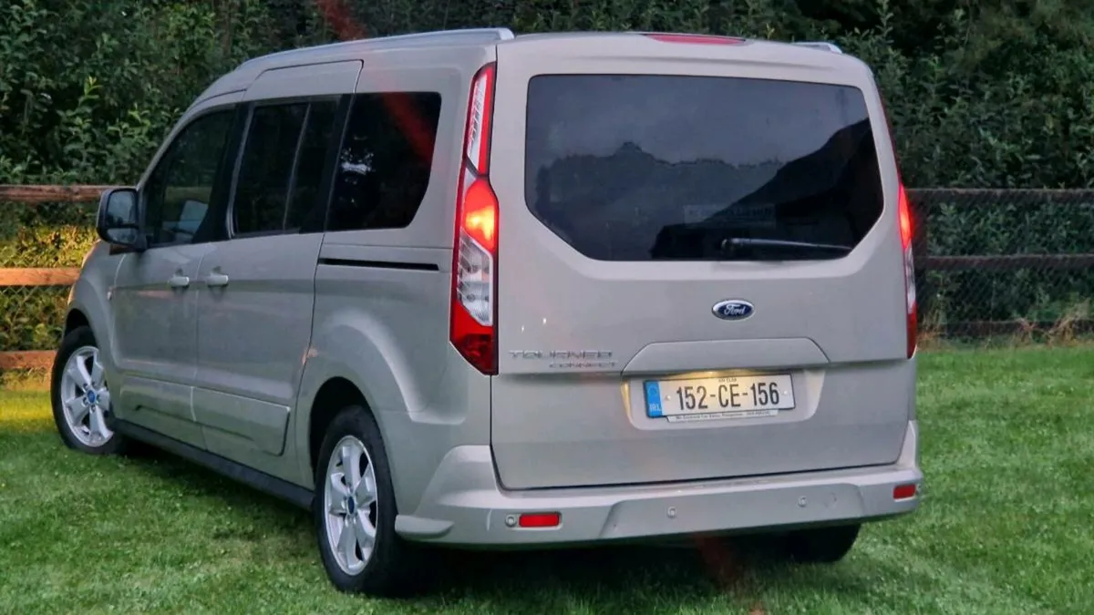 Ford Tourneo Titanium, 7 seats, New Nct - Image 4