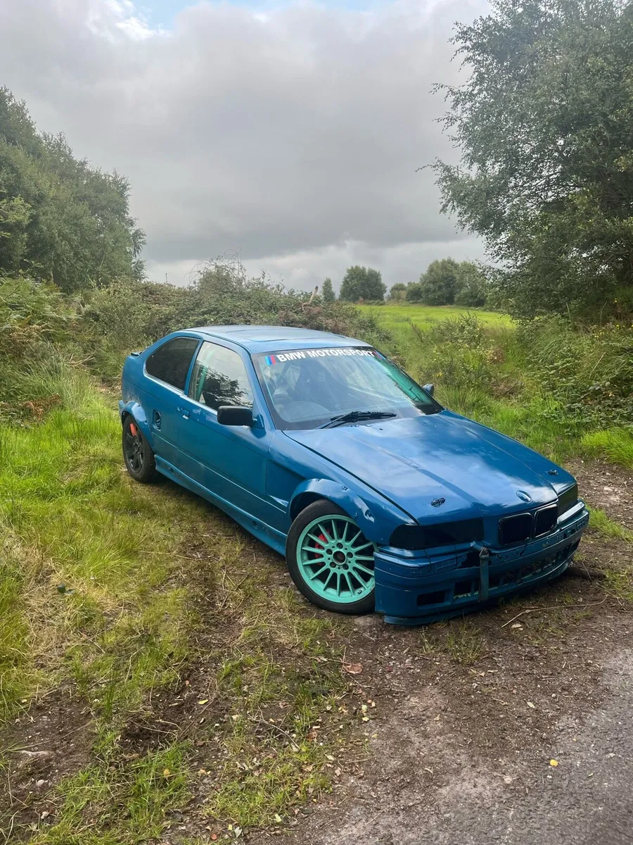 Bmw e36 driftcar caged - Image 1