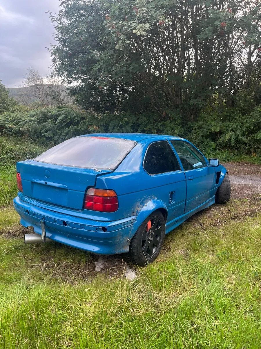 Bmw e36 driftcar caged - Image 4