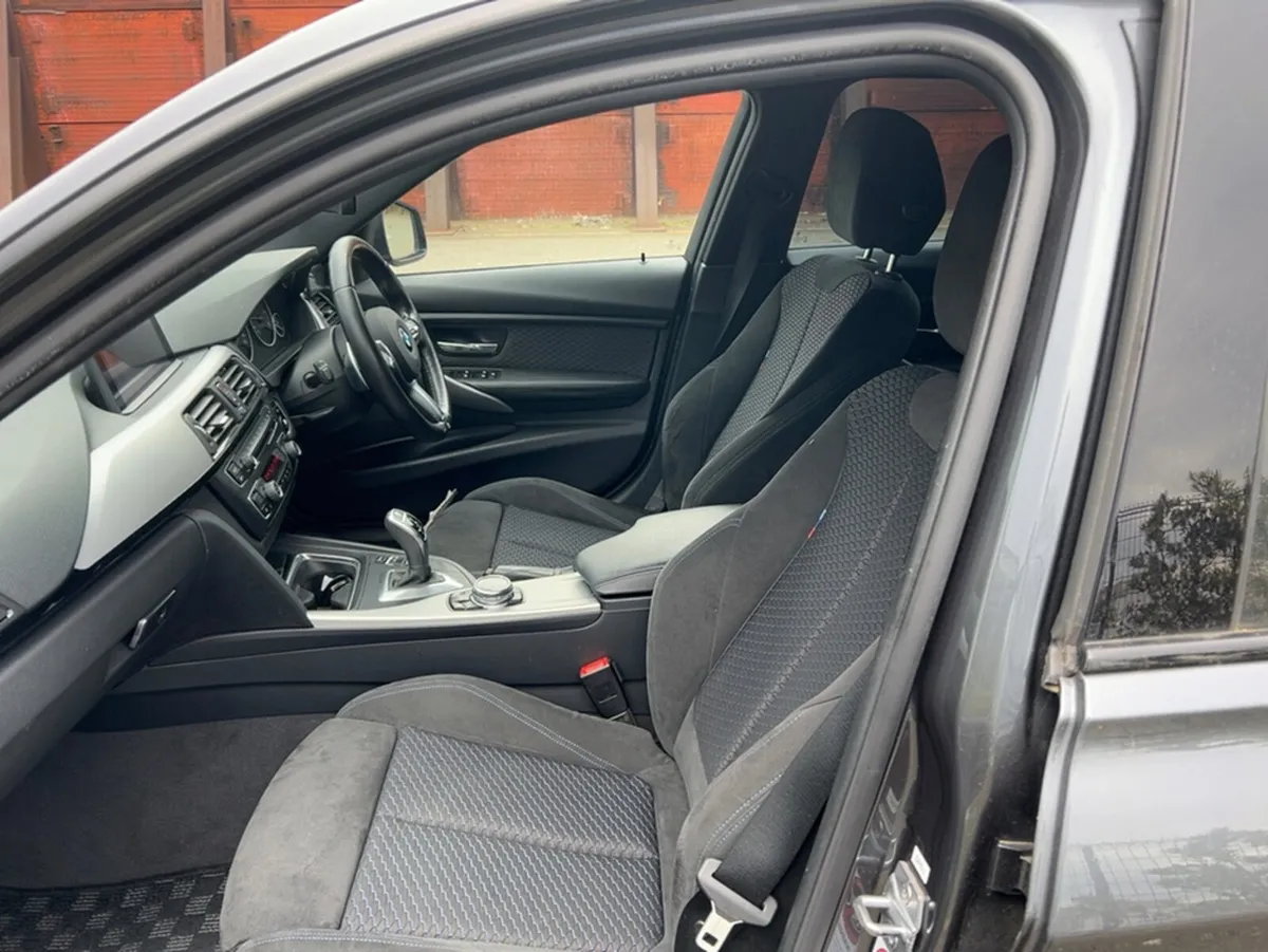 BMW 3-Series M-SPORT 320D 2.0 DIESEL AUTOMATIC - Image 3