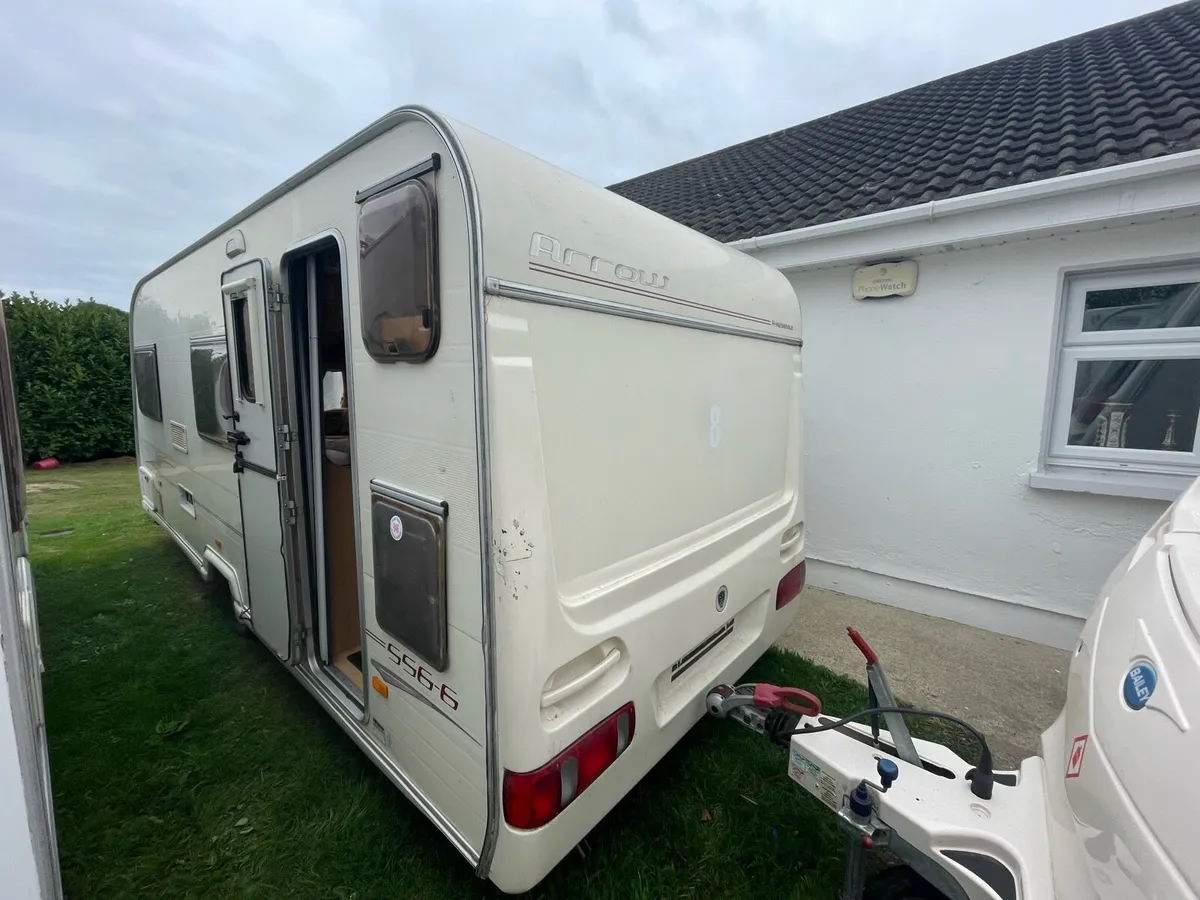 6 birth caravan - Image 3