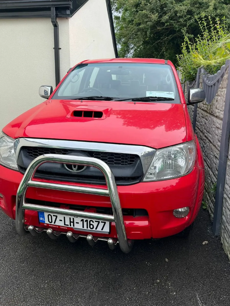 Toyota Hilux 2007 - Image 1