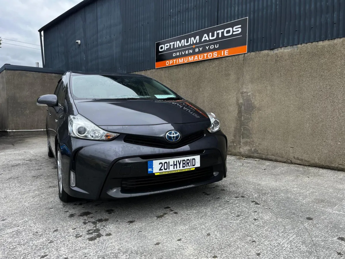 Toyota Prius AUTOMATIC SELF CHARGE HYBRID - Image 2