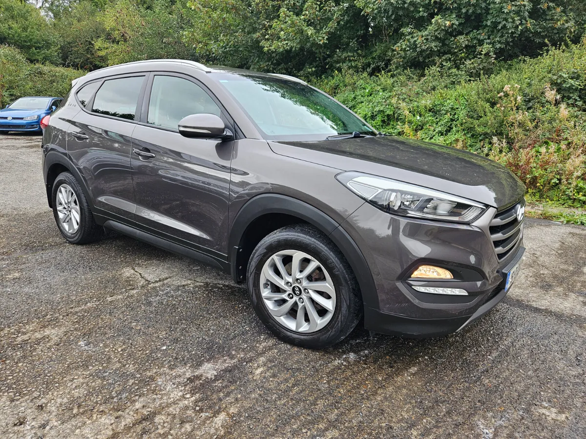 Hyundai Tucson 2016 1.7 diesel low mileage - Image 2