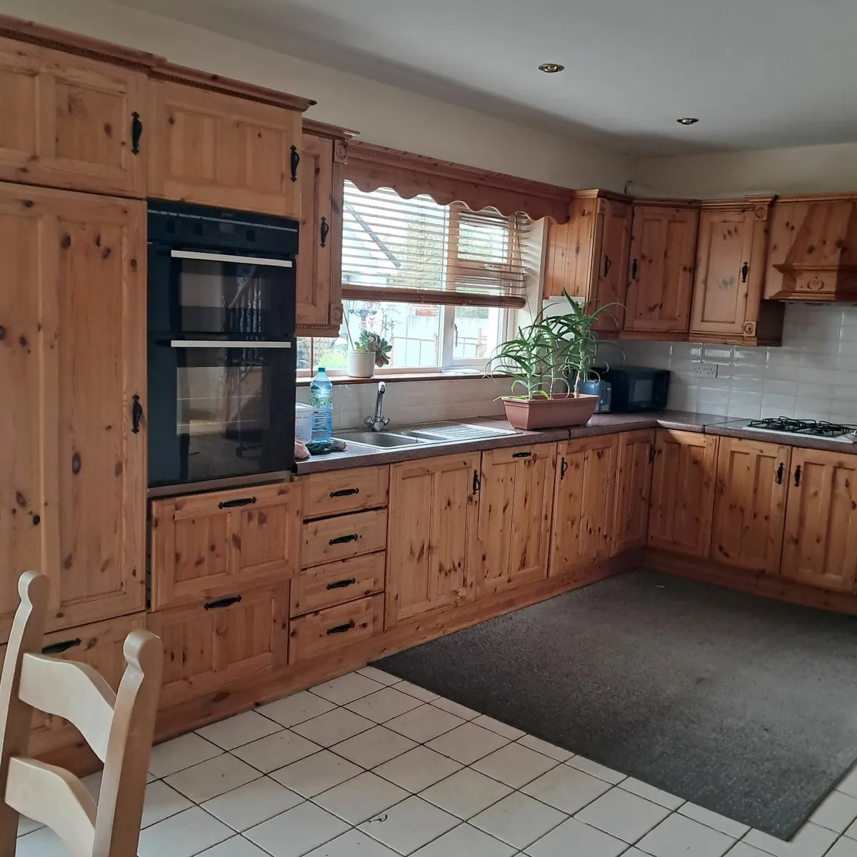 Fitted kitchen - Image 3