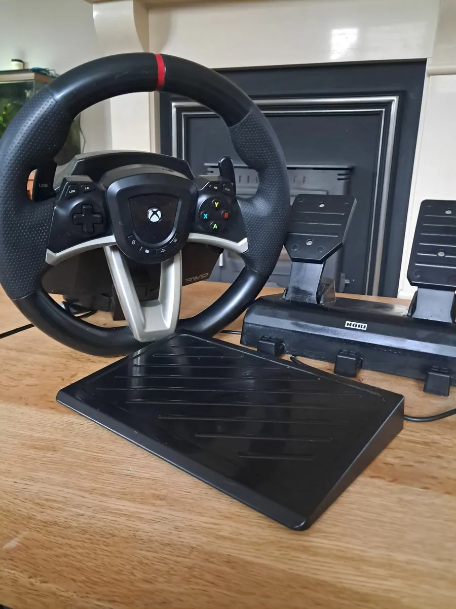 Xbox wheel with pedals ( Bought Dec '24) - Image 1