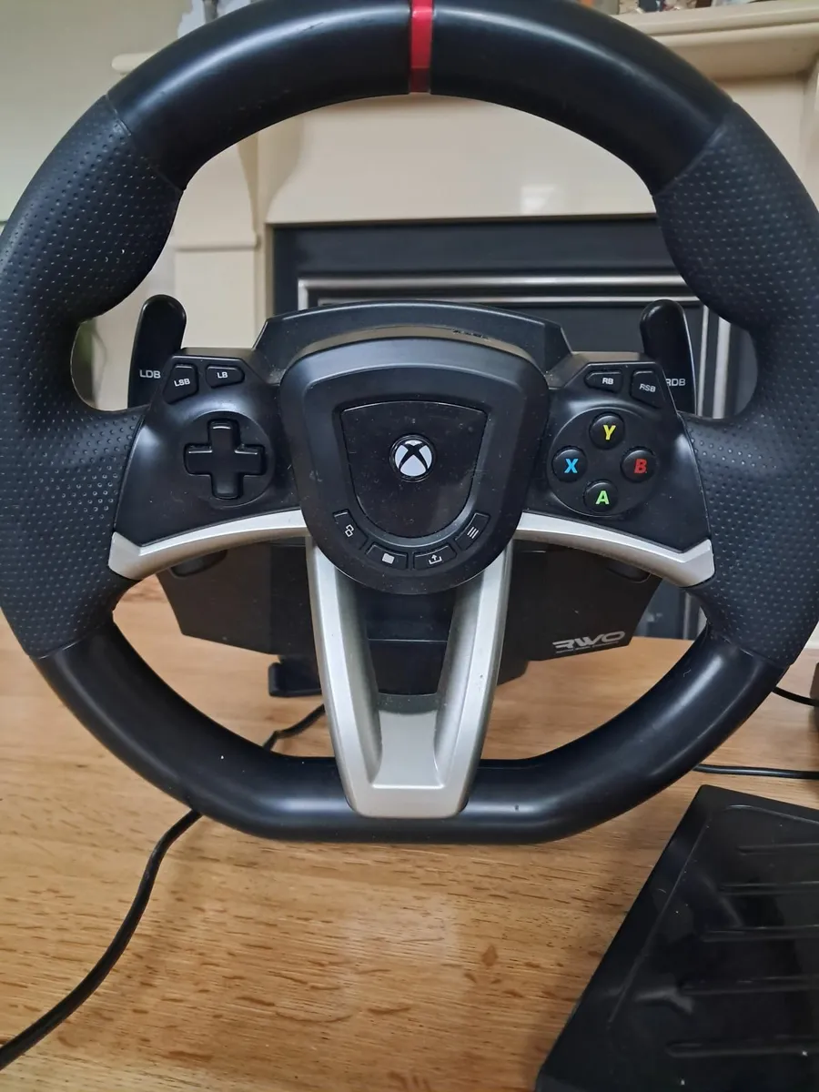 Xbox wheel with pedals ( Bought Dec '24) - Image 3