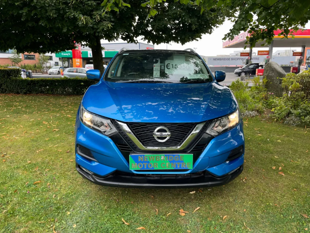 Nissan Qashqai 1.2  AUTOMATIC PANORAMIC - Image 3