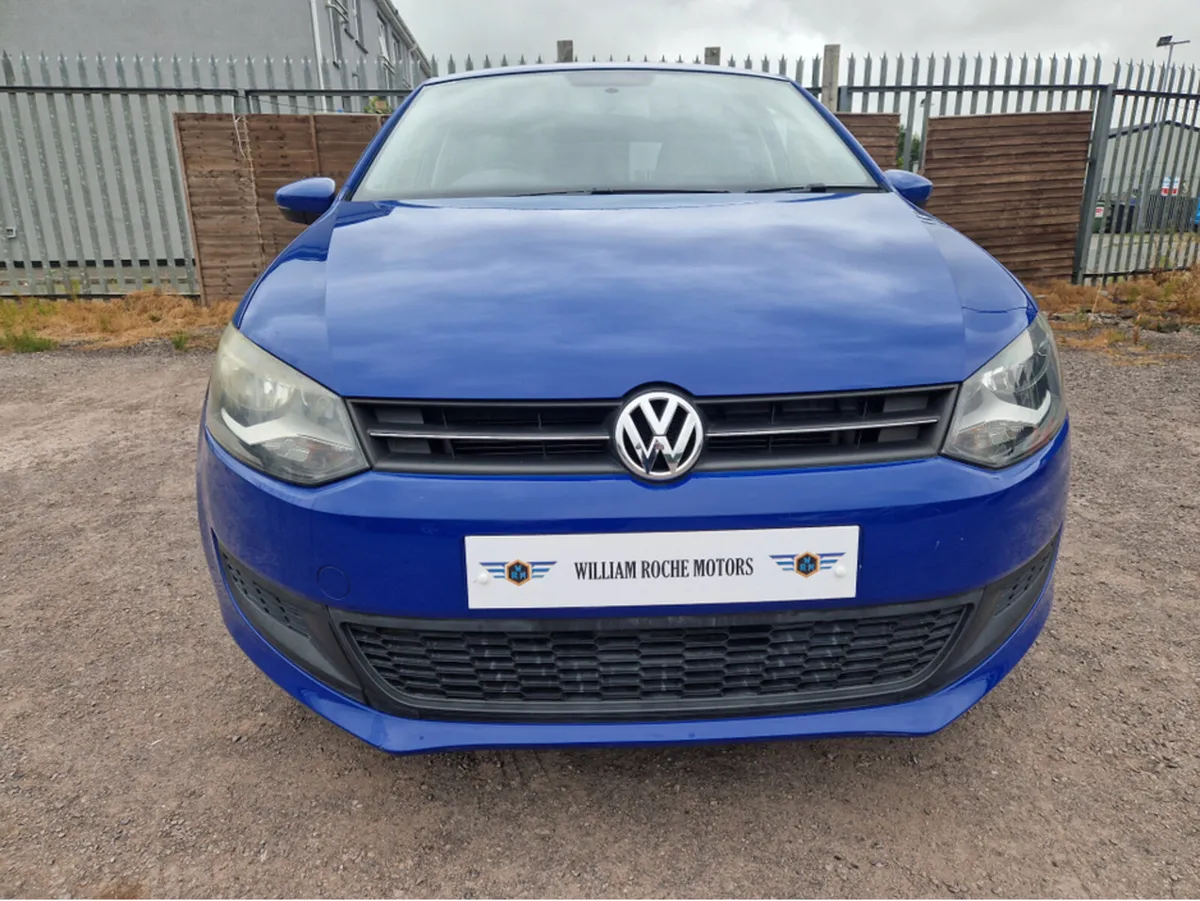 Volkswagen Polo 1.2 PETROL AUTO - Image 3