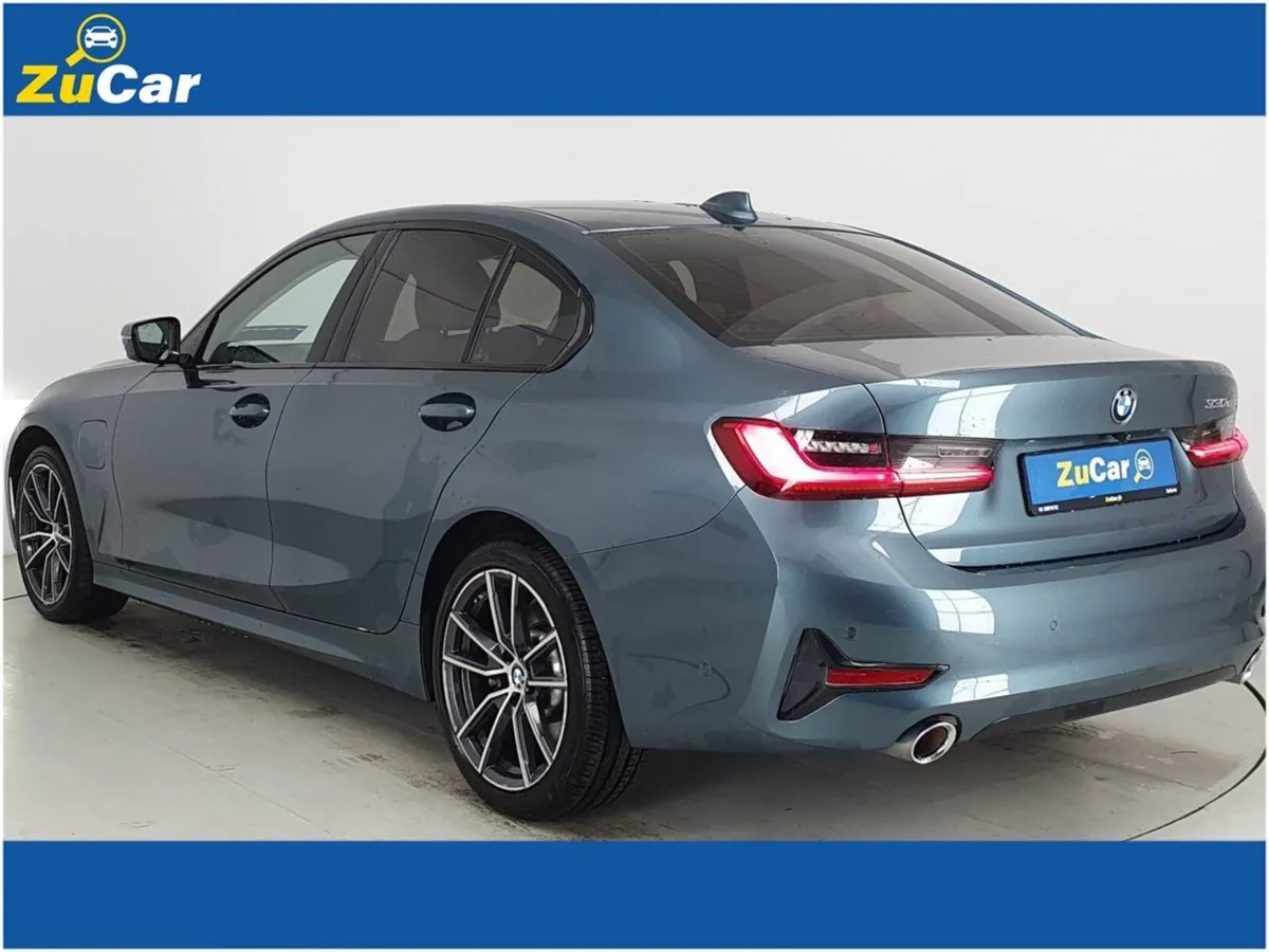 BMW 3 Series  127 330e Sport Pro Auto - Image 4