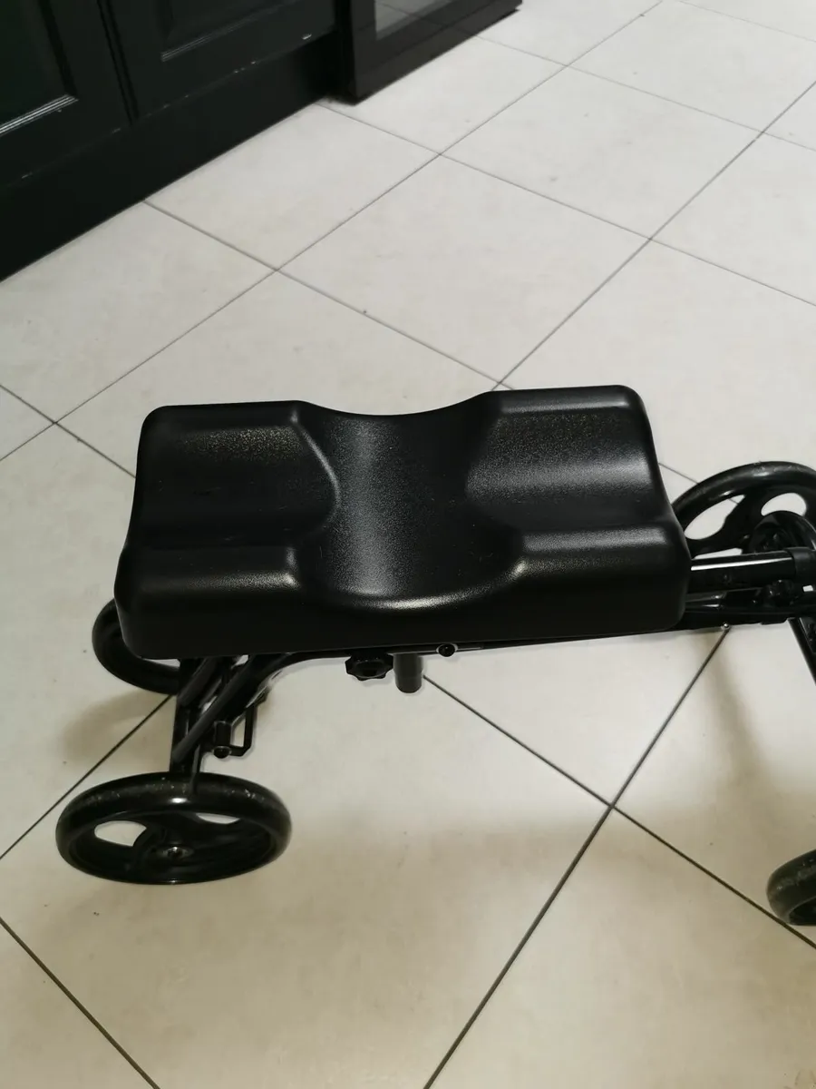 Knee scooter - Image 3