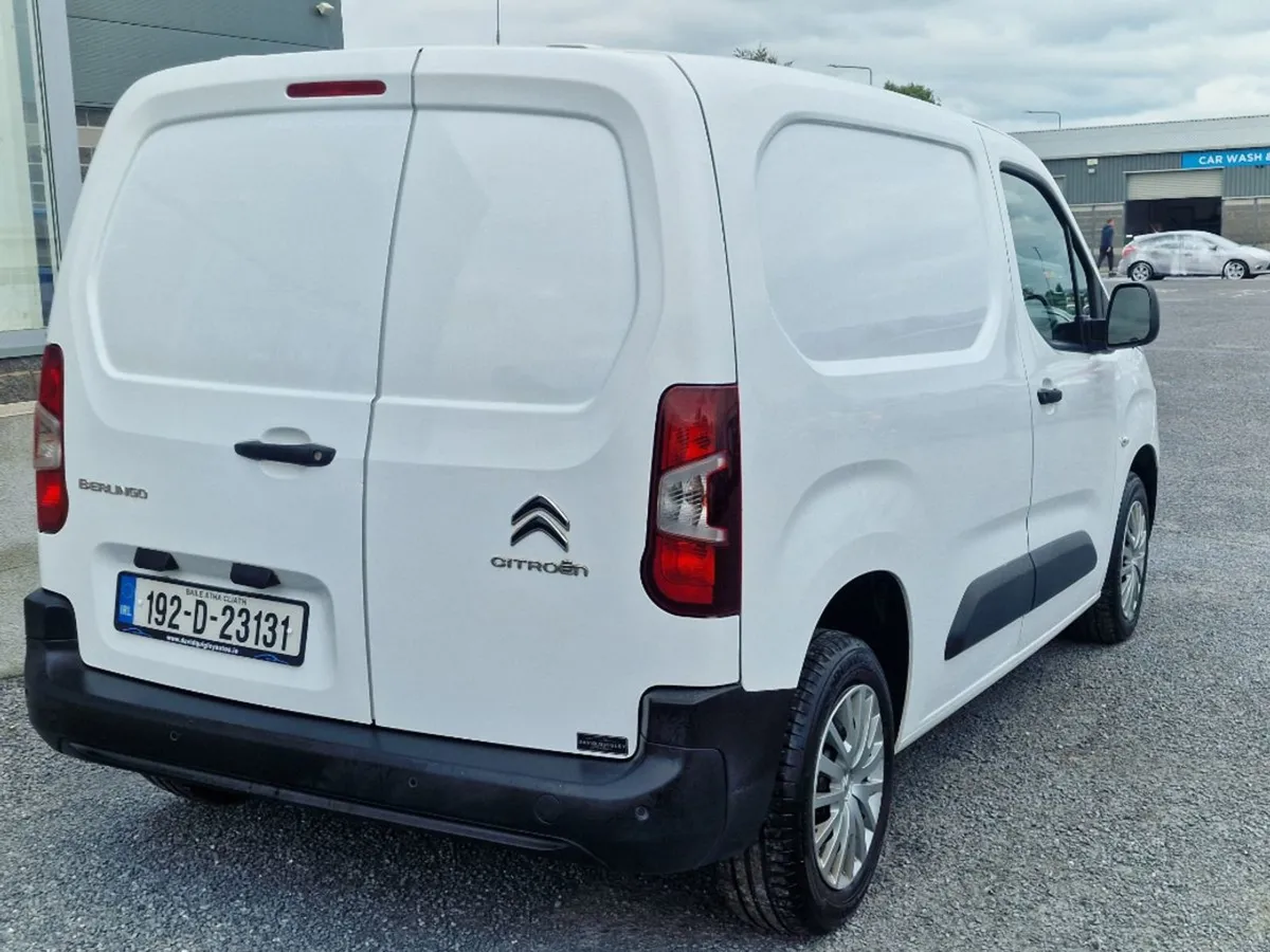 Citroen Berlingo Enterprise Bluehdi 100 S S 2DR - Image 3