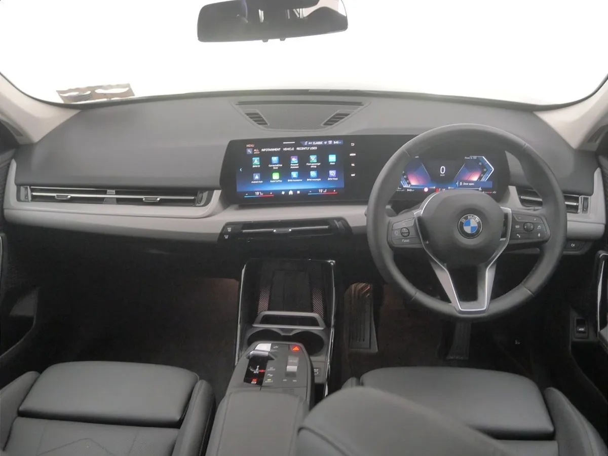 BMW X1 Sdrive18d Sport - Image 4