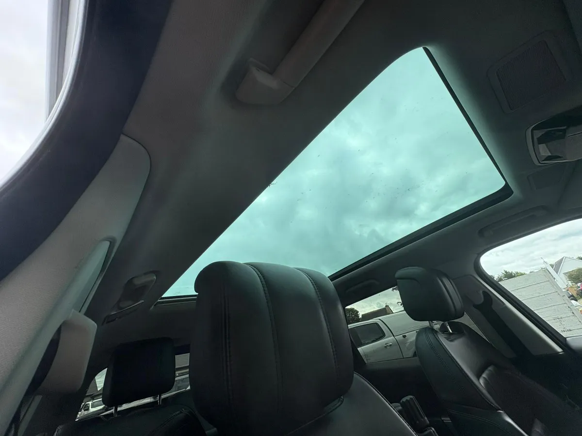 2019 Range Rover Sport Hybrid - Image 4