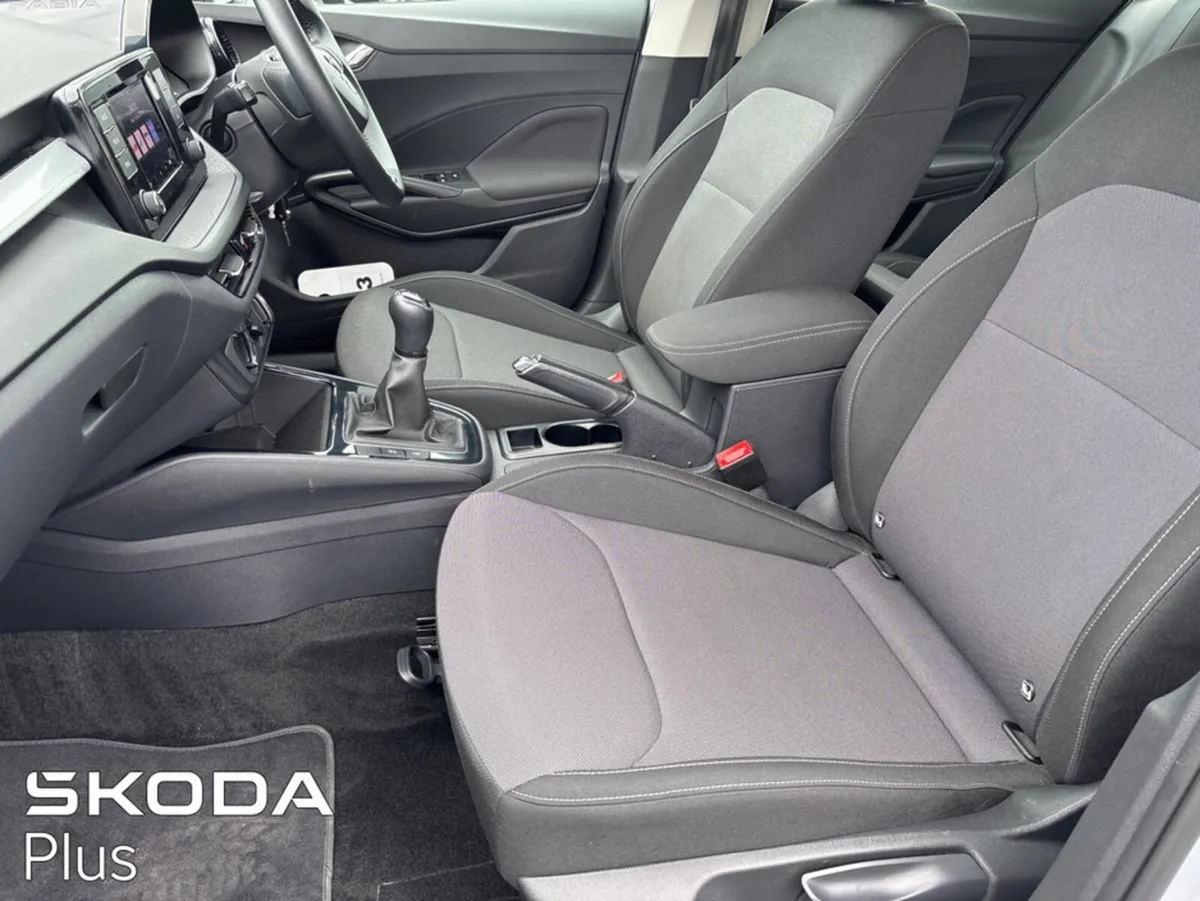 Skoda Fabia AMBITION 1.0 MPI 5DR - Image 4
