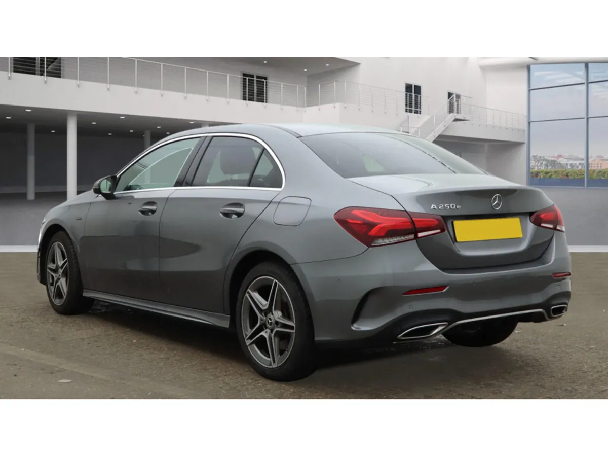 Mercedes-Benz A-Class 250E AMG-LINE EXECUTIVE - Image 3