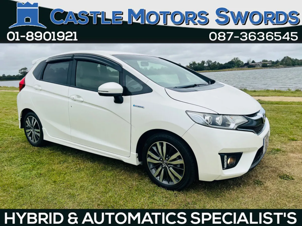 Honda Fit 1.5 AUTOMATIC HYBRID    TOP SPEC - Image 2