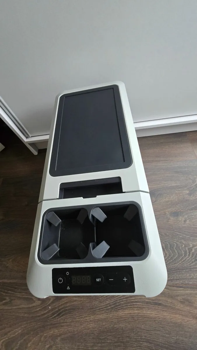 Mobile compressor cool box - Image 1